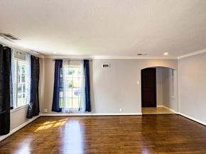 2222 Carnes Street, Dallas TX 75208