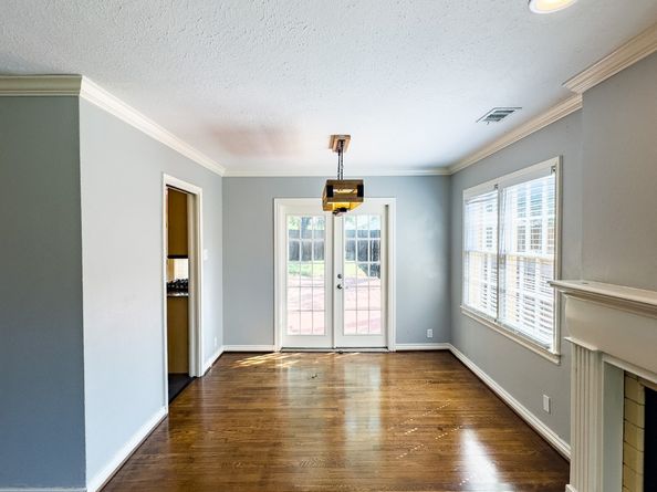 2222 Carnes Street, Dallas TX 75208
