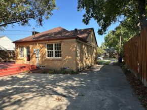2222 Carnes Street, Dallas TX 75208