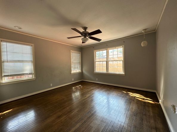 2222 Carnes Street, Dallas TX 75208