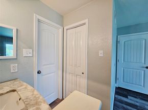 18511 Egret Bay Boulevard 107, Webster TX 77058