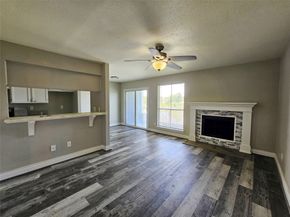 18511 Egret Bay Boulevard 107, Webster TX 77058