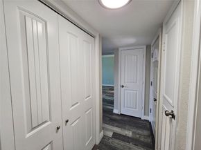18511 Egret Bay Boulevard 107, Webster TX 77058