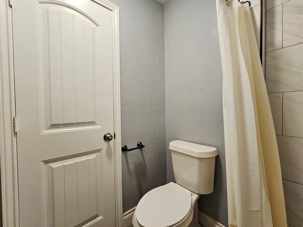 18511 Egret Bay Boulevard 107, Webster TX 77058