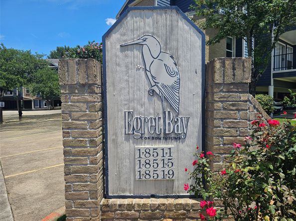 18511 Egret Bay Boulevard 107, Webster TX 77058