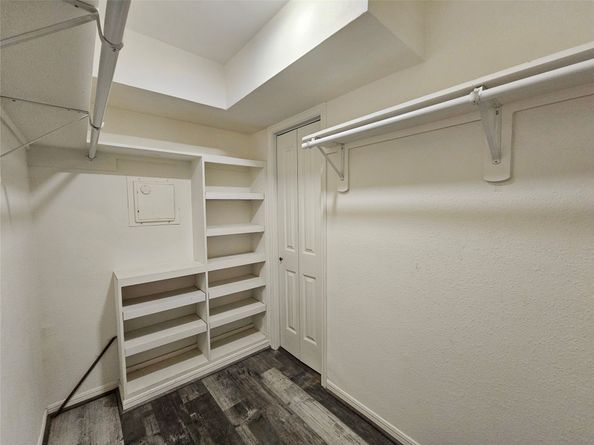 18511 Egret Bay Boulevard 107, Webster TX 77058