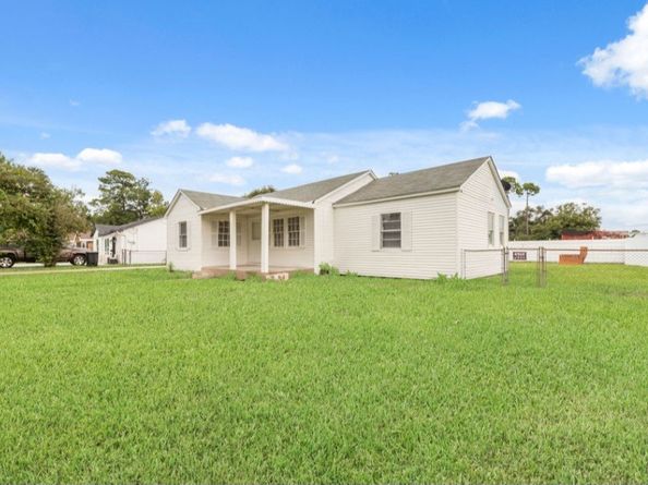 108 Fichter Street, Houston TX 77022