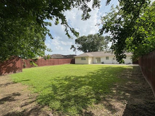 12127 Rhinebeck Drive, Houston TX 77089