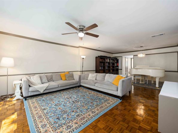 470 N Post Oak Lane 470, Houston TX 77024