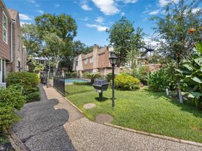 470 N Post Oak Lane 470, Houston TX 77024
