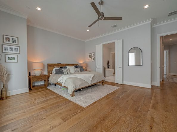 5213 Feagan Street H, Houston TX 77007