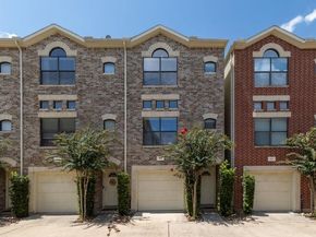 8715 MEADOWCROFT Drive 501, Houston TX 77063