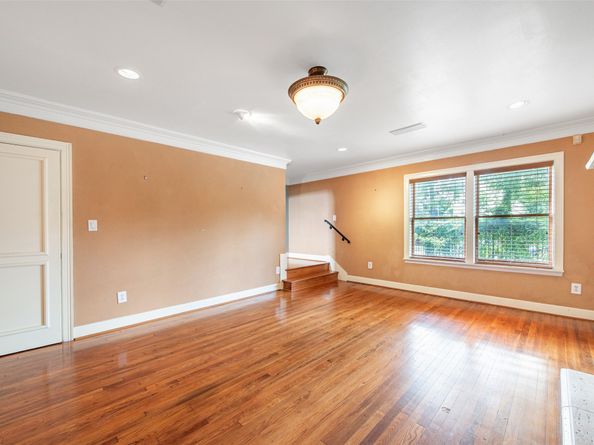 1709 Calumet Street, Houston TX 77004