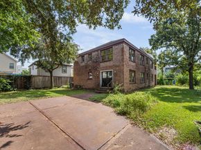 1709 Calumet Street, Houston TX 77004
