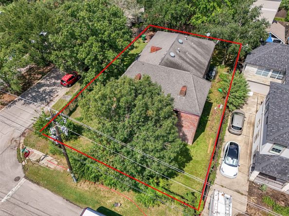 1709 Calumet Street, Houston TX 77004