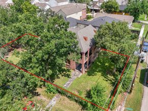 1709 Calumet Street, Houston TX 77004