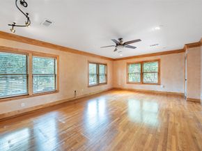 1709 Calumet Street, Houston TX 77004