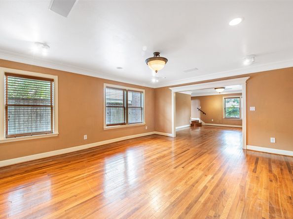 1709 Calumet Street, Houston TX 77004