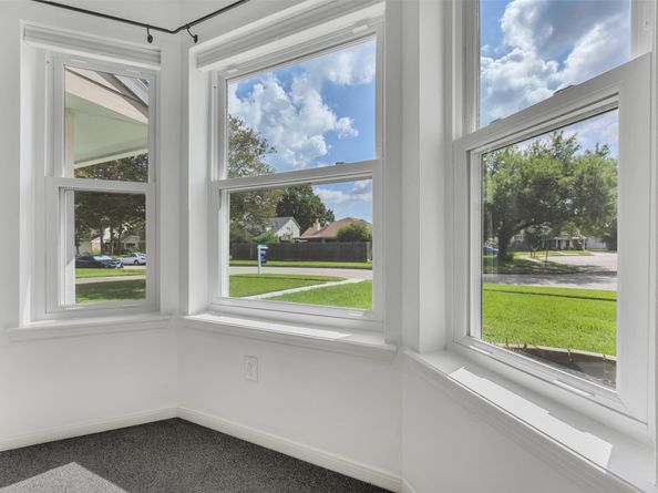 15426 Woodhorn Drive, Houston TX 77062