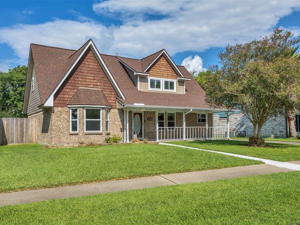 15426 Woodhorn Drive, Houston TX 77062