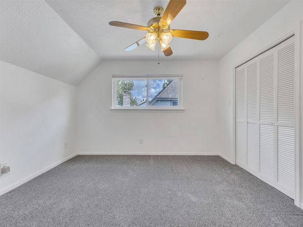 15426 Woodhorn Drive, Houston TX 77062