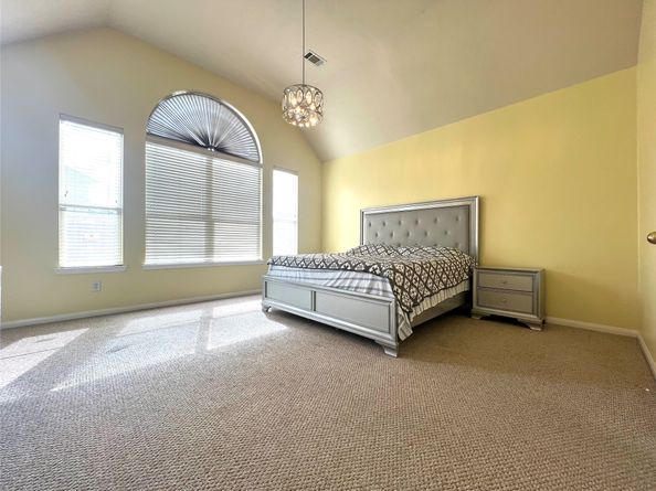 8210 Solara Bend, Houston TX 77083