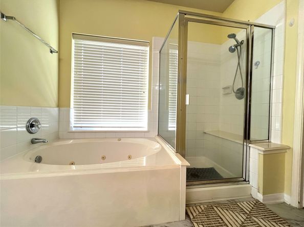 8210 Solara Bend, Houston TX 77083