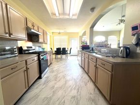 8210 Solara Bend, Houston TX 77083