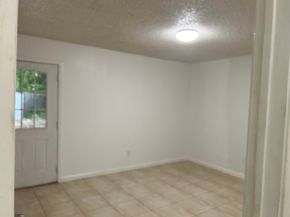 5709 Brookglen Drive, Houston TX 77017