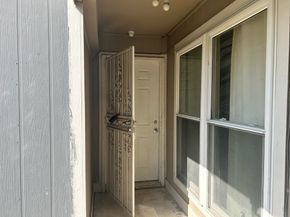5709 Brookglen Drive, Houston TX 77017