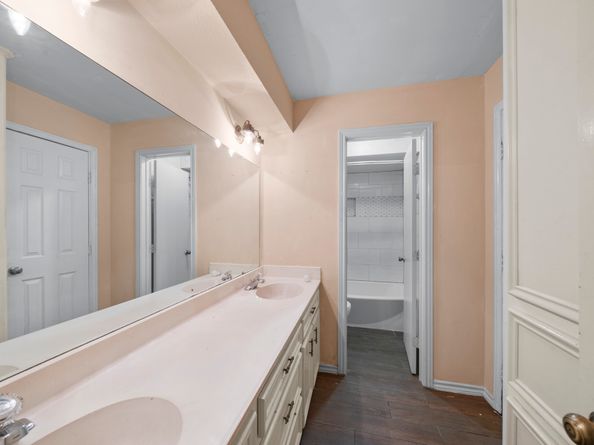 6714 Brittany Park Lane, Houston TX 77066