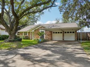 6031 Viking Drive, Houston TX 77092