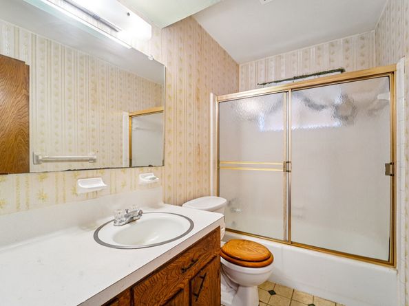 6031 Viking Drive, Houston TX 77092