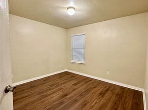 5642 Park Village Drive, Houston TX 77048