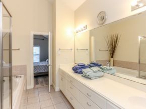 3501 Link Valley Drive 603, Houston TX 77025