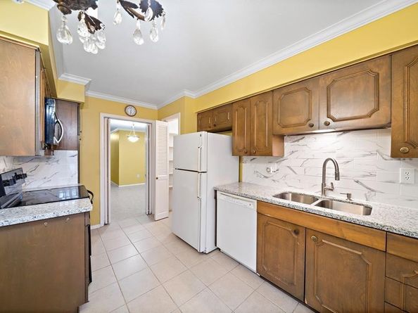 7600 Burgoyne Road 138, Houston TX 77063