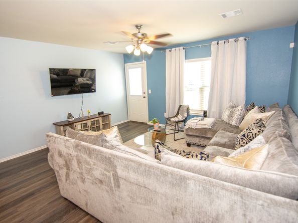 10507 Vinca Minor Lane, Houston TX 77016
