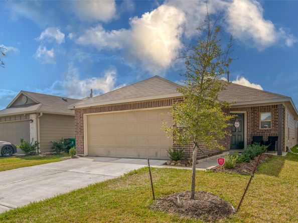 10507 Vinca Minor Lane, Houston TX 77016
