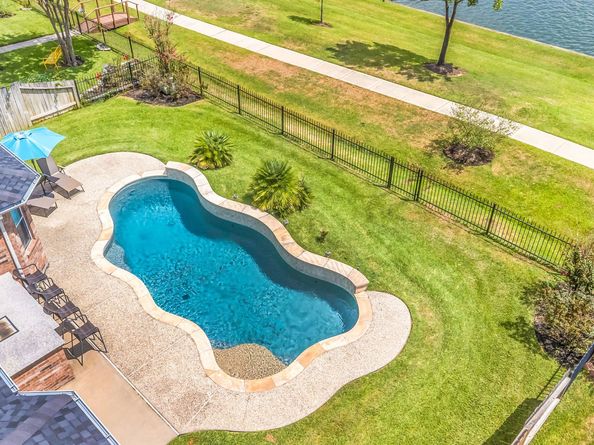 17414 Elverson Oaks Drive, Tomball TX 77377