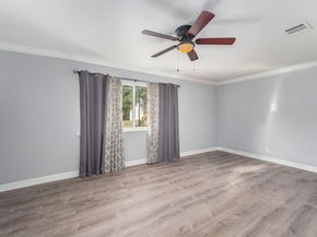 5814 Theall Road, Houston TX 77066
