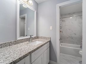5814 Theall Road, Houston TX 77066