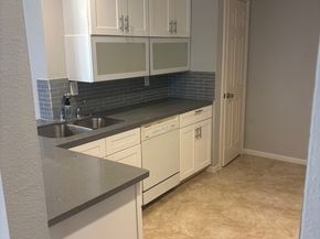 2211 S Kirkwood Road 22, Houston TX 77077