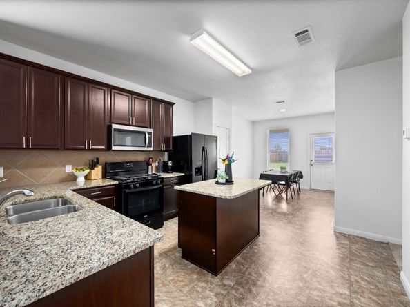 2503 Skyview Long Drive, Houston TX 77047