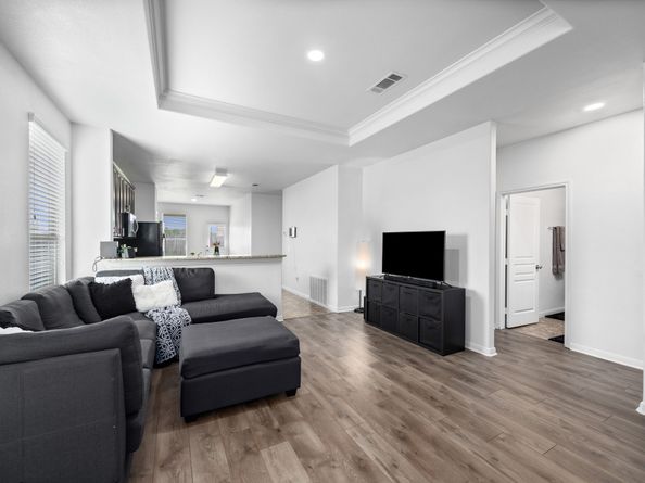 2503 Skyview Long Drive, Houston TX 77047