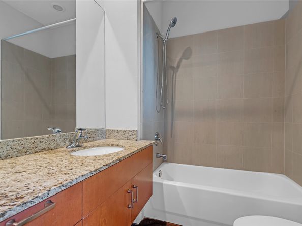 2404 Fairview Street C, Houston TX 77006