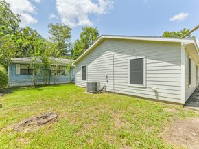 617 Avenue I, Conroe TX 77301