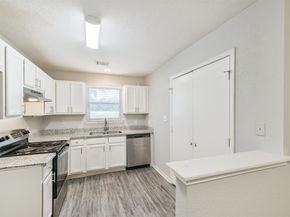 617 Avenue I, Conroe TX 77301