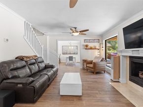 10 Holly Tree Lane, Spring TX 77373