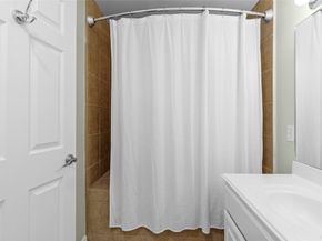 10 Holly Tree Lane, Spring TX 77373