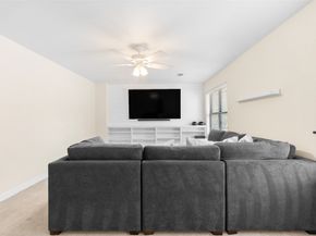 10 Holly Tree Lane, Spring TX 77373